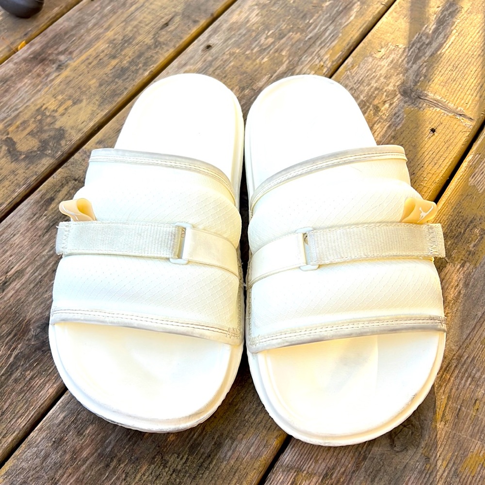 Air Jordan Slides
